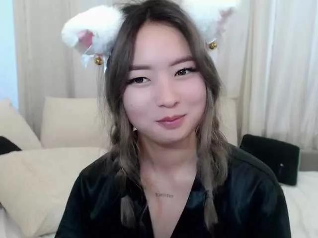 LiKitsune on BongaCams 