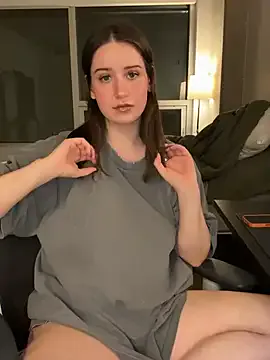 StripChat nerdynina is Freechat nerdynina — Surprise in pm for last tipper